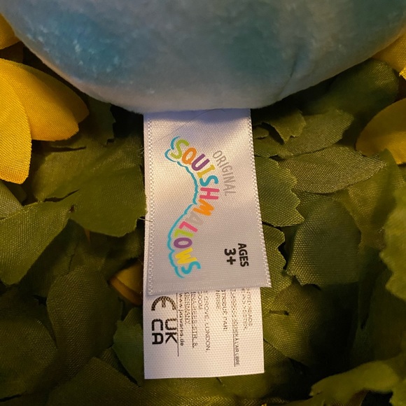 Scented Mystery Squad Mint Chocolate Chip Cookie Milkshake - 5 Inch Squishmallow - Picture 4 of 7